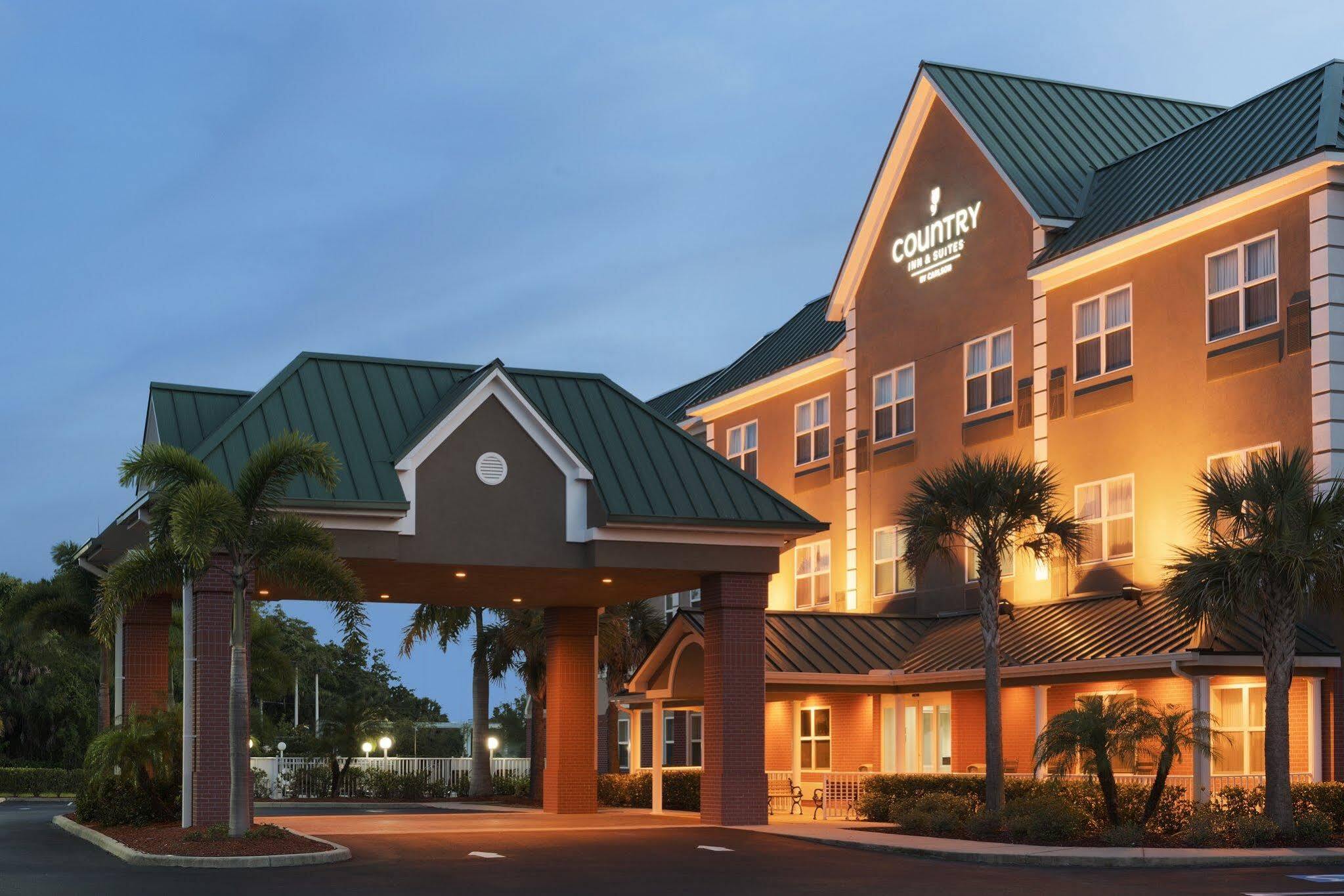 Country Inn & Suites By Radisson, Bradenton-Lakewood-Ranch, Fl Экстерьер фото